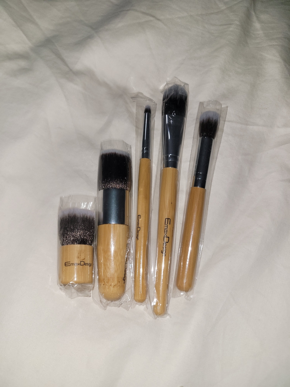 Bamboo Handle Makeup Brush Set — Natural Wood - Picture 8 of 8